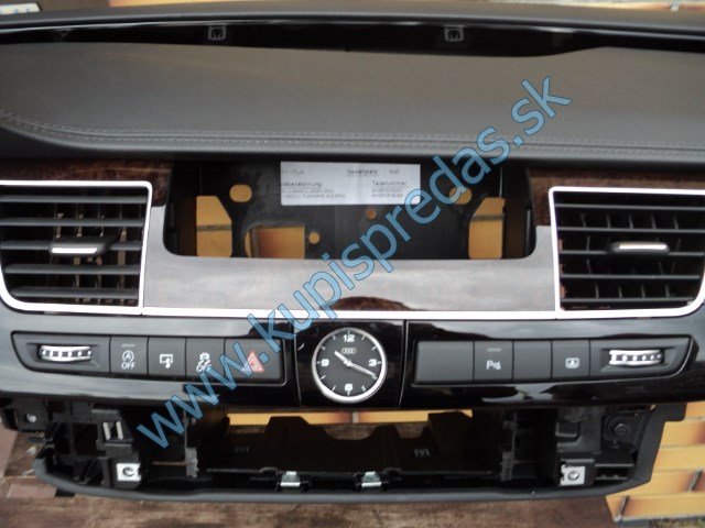 Palubná doska AUDI A8 4H1 